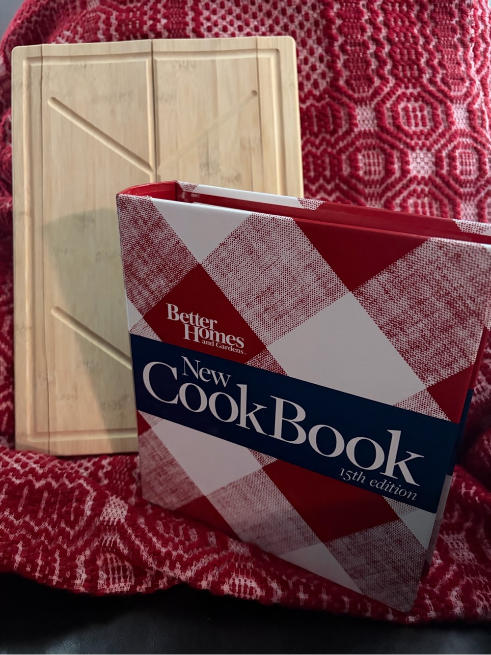 Better Homes And Gardens Red, White and Blue New CookBook - 15th Edition